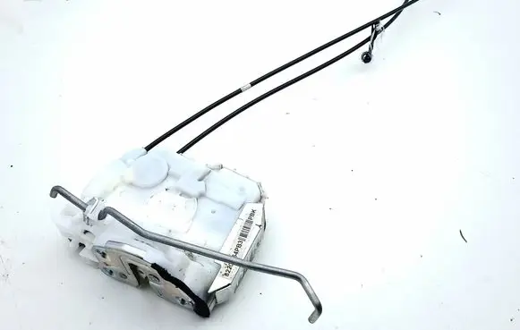 Suzuki Vitara (LY) Front door lock 8220254PB3