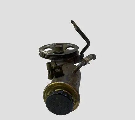 Toyota Yaris Power steering pump