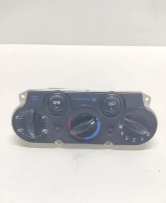 Ford Fusion Climate control unit 2S6H19980BC