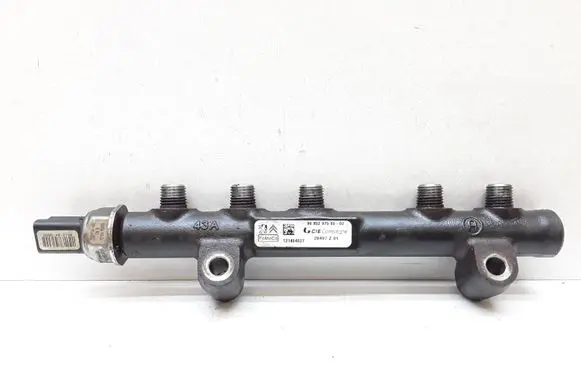 Volvo S60 Fuel main line pipe 9685297580