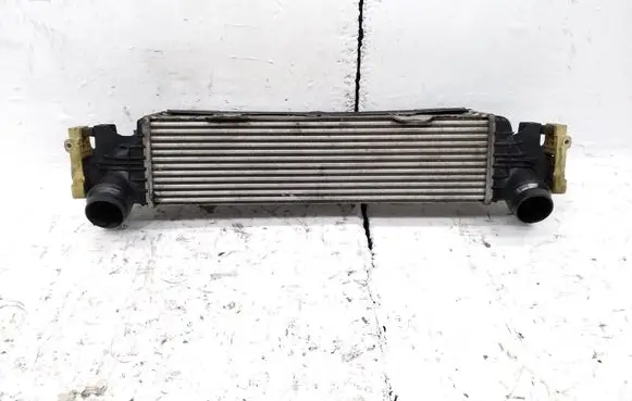 BMW 7 G11 G12 Intercooler radiator 8576509 17518576509