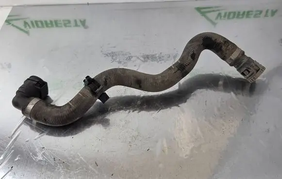 Engine coolant pipe/hose