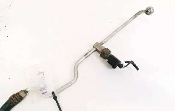 Volkswagen Golf V Power steering hose/pipe/line