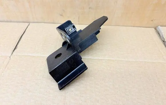 Renault Master III Headlight/headlamp mounting bracket 269255475R X62PH2