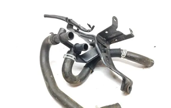 Nissan Navara D23 Engine coolant pipe/hose