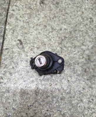 BMW 3 E36 Tailgate exterior lock 1946100