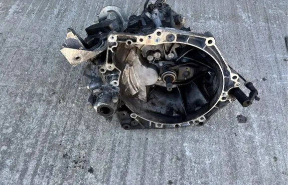 Citroen C4 II Manual 5 speed gearbox 20DP55