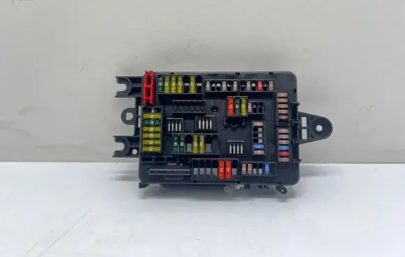 BMW 2 F22 F23 Fuse box set 9337880