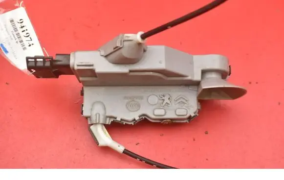 Peugeot 508 RXH Front door lock 006259
