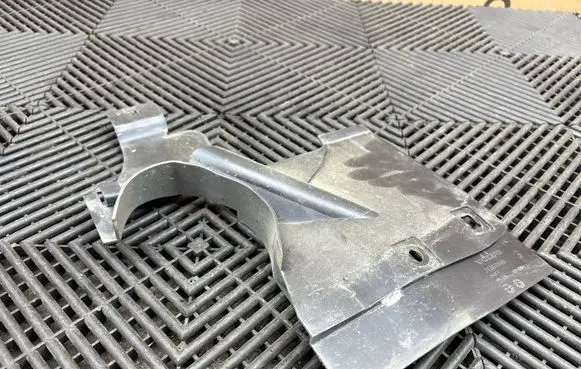Volvo XC90 Steering wheel column trim BQ2FA