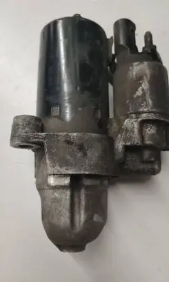 Audi A4 S4 B7 8E 8H Starter motor 06E911023C