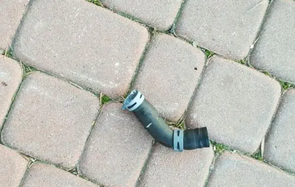 Opel Insignia B Engine coolant pipe/hose 55591998