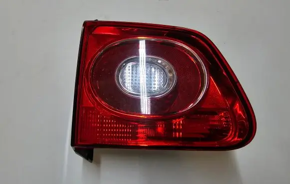Volkswagen Tiguan Tailgate rear/tail lights 5N0945093C 5N0945264