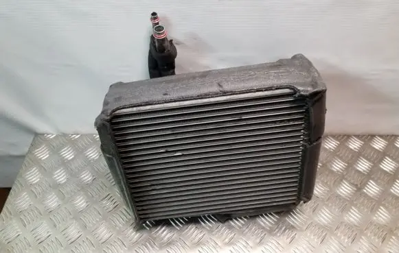 Air conditioning (A/C) radiator (interior)