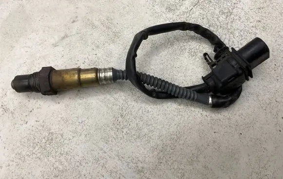 Volvo XC90 Lambda probe sensor 30751034 105031 0258017043
