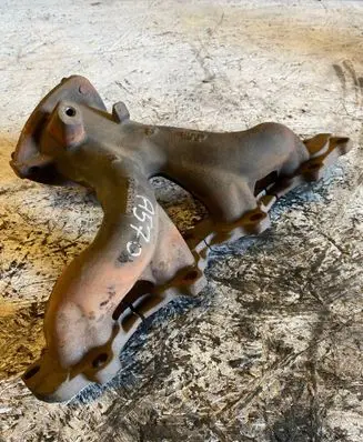 Opel Zafira B Exhaust manifold 24438032 05179