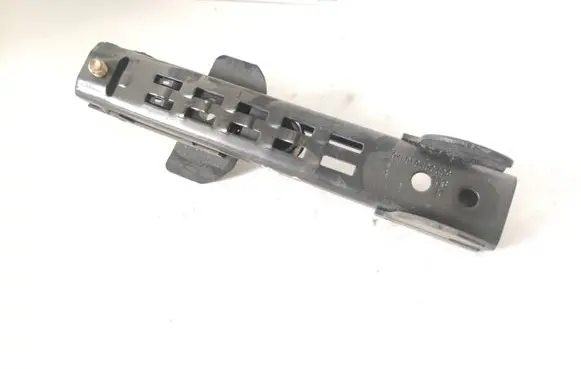 Audi A3 S3 8P Seat belt adjustment motor 8E0857833D