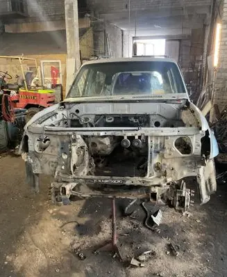 Toyota Land Cruiser (HDJ90) Body 