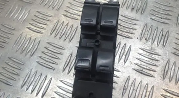 Toyota Prius (XW20) Electric window control switch 8482047012 515358