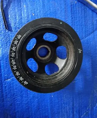 Mercedes-Benz C W204 Crankshaft pulley 2710300003