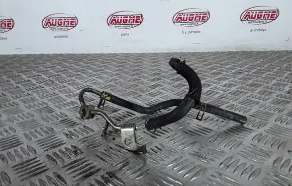 Toyota Corolla Verso E121 Fuel line pipe
