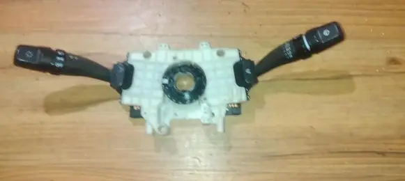 Hyundai Accent Wiper turn signal indicator stalk/switch