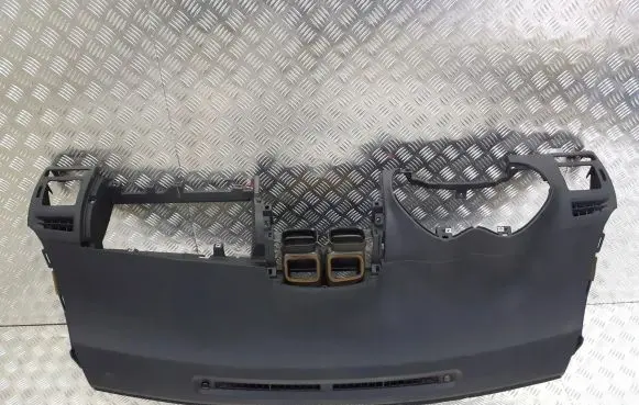 Toyota Auris 150 Dashboard