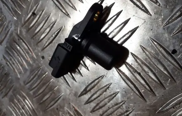 Renault Megane II Camshaft position sensor 8200033686