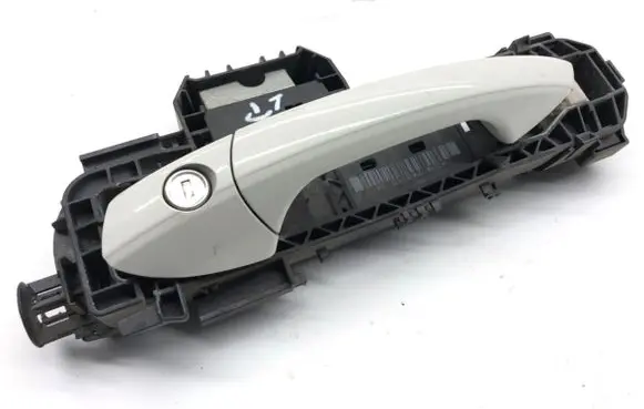 Mercedes-Benz CLA C117 X117 W117 Front door exterior handle 