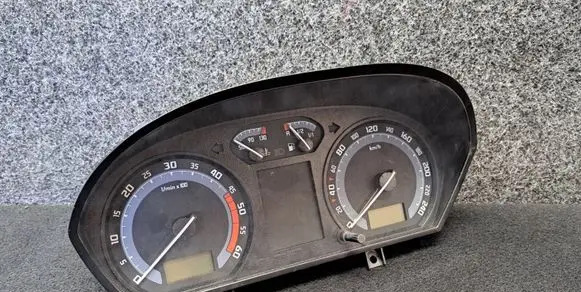 Skoda Fabia Mk1 (6Y) Speedometer (instrument cluster) 6Y0920873E