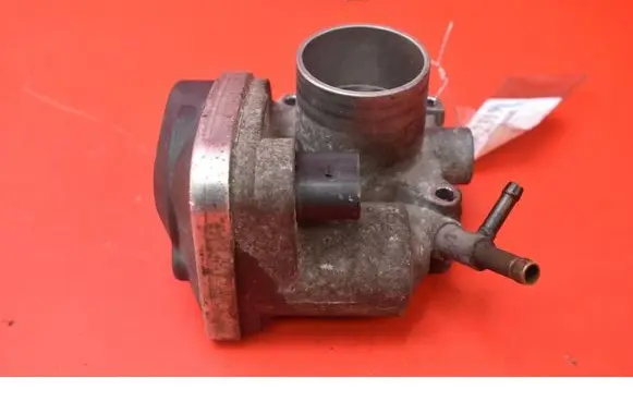 Skoda Fabia Mk1 (6Y) Throttle body valve 047133062D