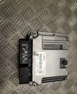 BMW 5 GT F07 Engine control unit/module 8572438