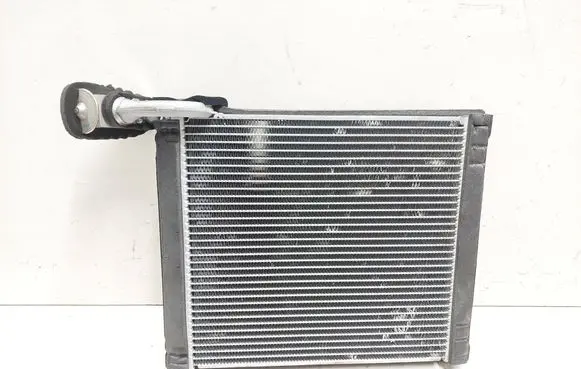 Toyota Auris 150 Air conditioning (A/C) radiator (interior) 4475003070 11H07