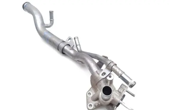 Mazda 6 Engine coolant pipe/hose