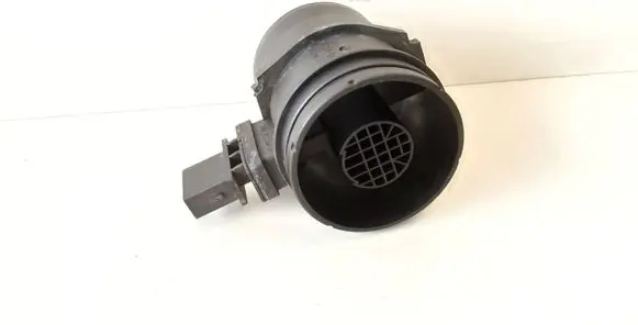 BMW 1 E81 E87 Mass air flow meter 0281006146 8509724