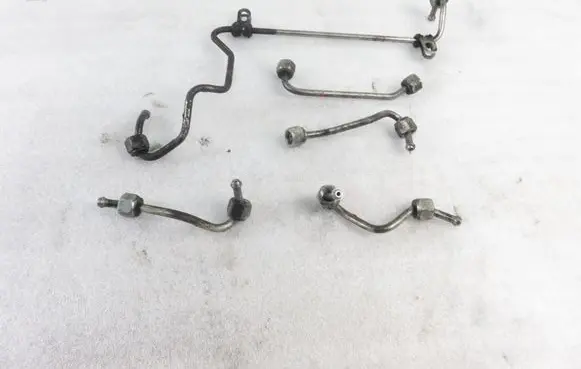 Ford Transit Fuel injector supply line/pipe 