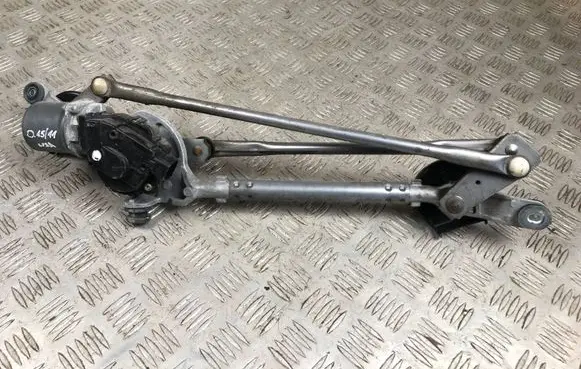 Subaru Outback (BS) Front wiper linkage and motor 86513AL02A