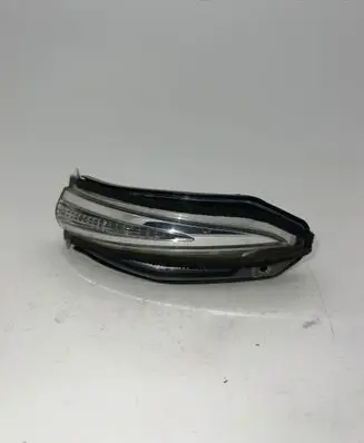 Toyota RAV 4 (XA40) Mirror indicator light 