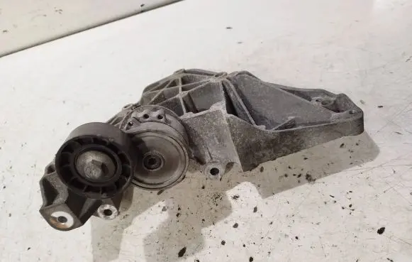 Generator/alternator bracket