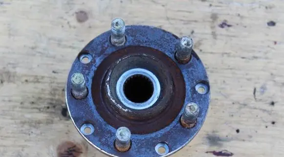 Subaru Forester SG Rear wheel hub spindle/knuckle sglift