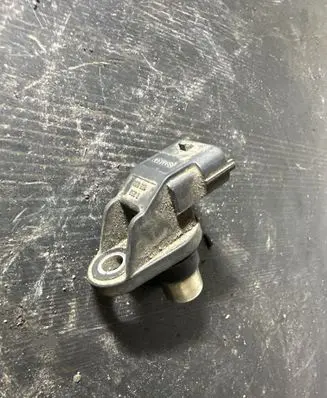 Volvo S80 Camshaft position sensor 0292 103033 8631533