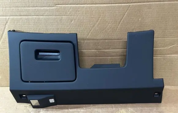 Audi Q3 F3 Dashboard lower bottom trim panel 83B863075