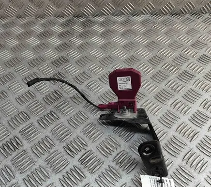 Audi TT TTS RS Mk3 8S Aerial antenna amplifier 4M0035507