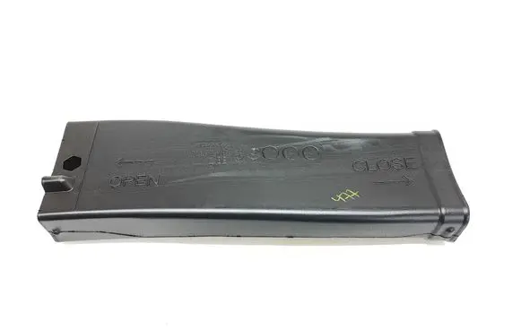 BMW X7 G07 Cabin air duct channel 7498135
