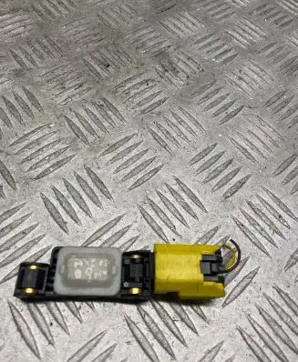 Porsche Cayenne (9PA) Airbag deployment crash/impact sensor 7L0909606B