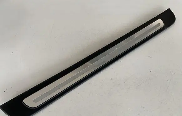 Audi A7 S7 4G Front sill trim cover 4G8853373
