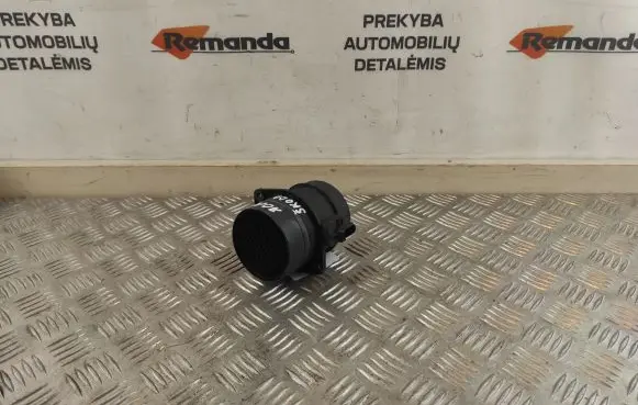 Skoda Superb B6 (3T) Mass air flow meter F00C2G8010