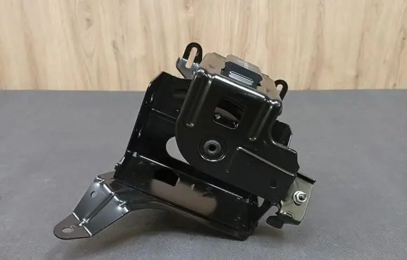 Mercedes-Benz E A207 Battery box tray 2075400440 A2075400440