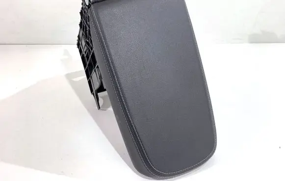 Skoda Octavia Mk4 Armrest 5E3864207