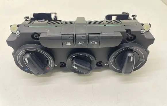 Audi A3 S3 A3 Sportback 8P Climate control unit 3C2820045A 5HB00932827 987676V